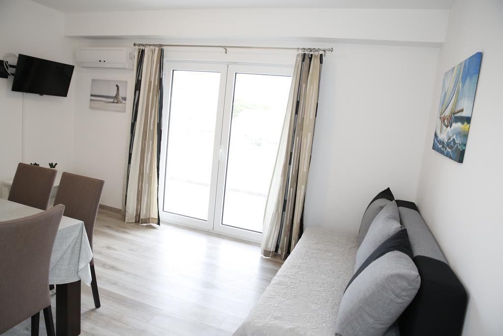 Apartments Gabrijel Vodice Eksteriør bilde