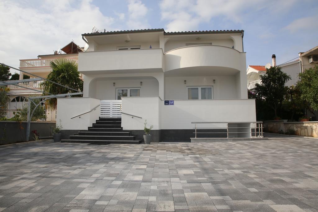 Apartments Gabrijel Vodice Eksteriør bilde